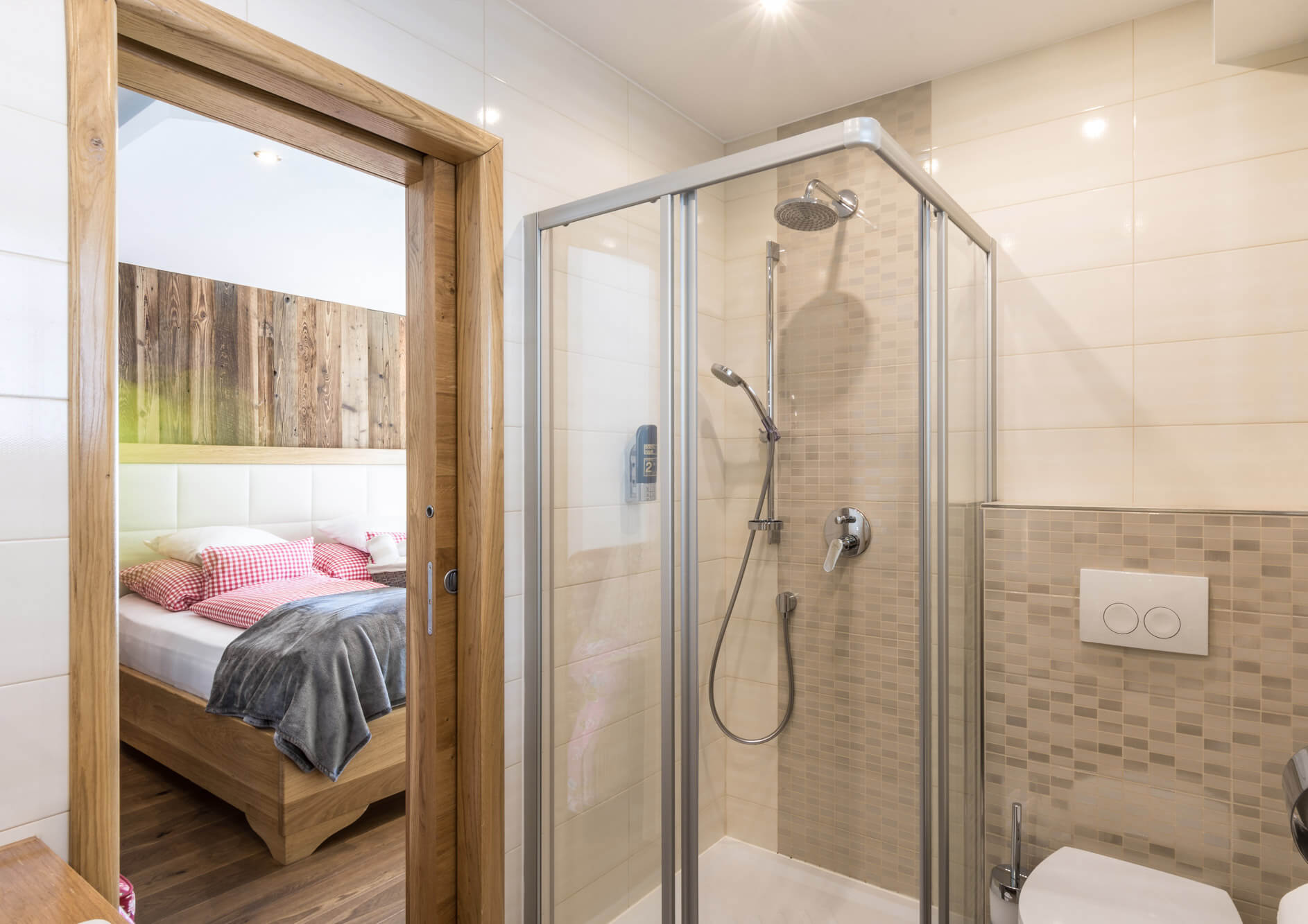 Deluxe Doppelzimmer aus einer weiteren Perspektive