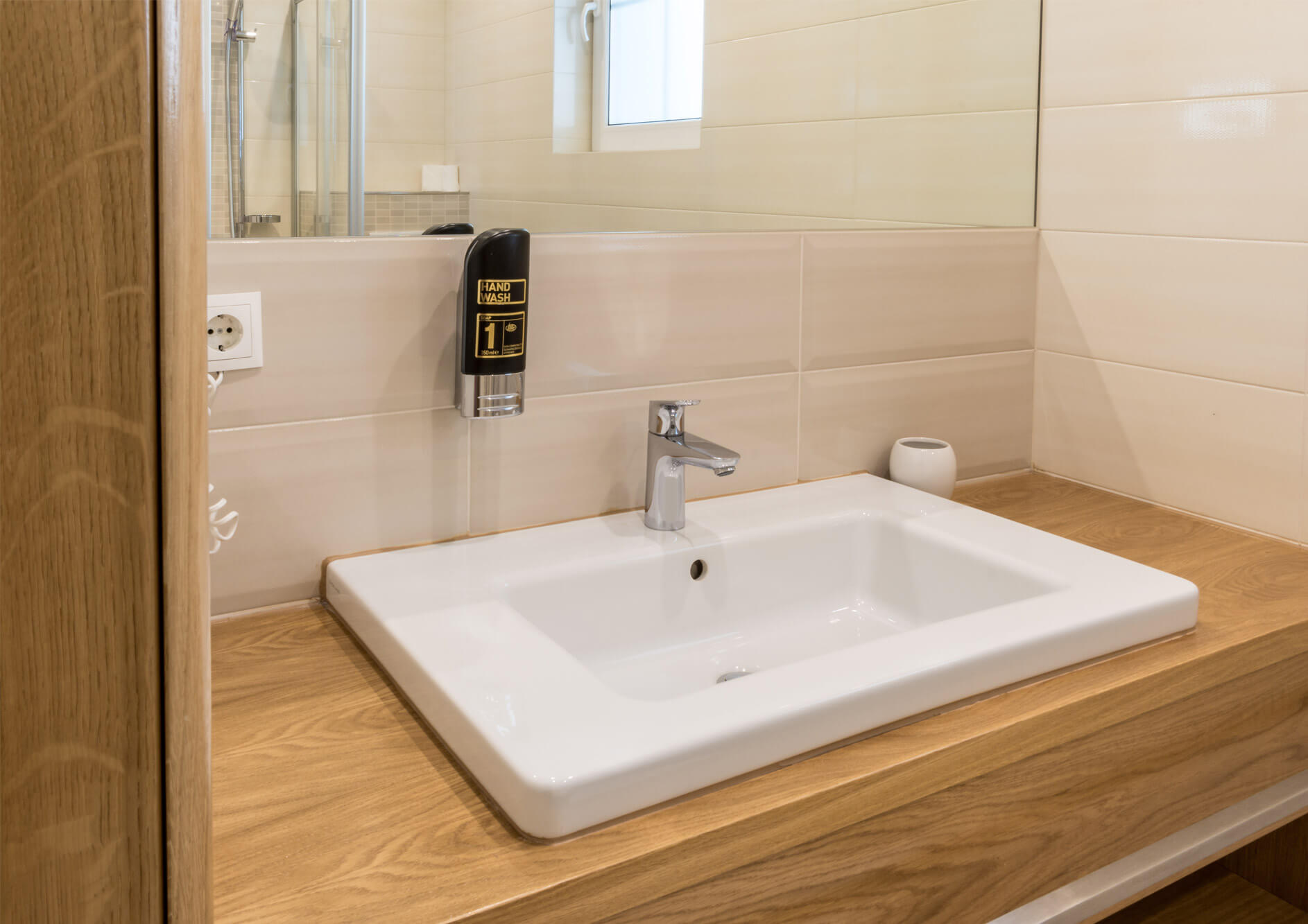 Detail der Ausstattung im Deluxe Zimmer mit Zustellbett